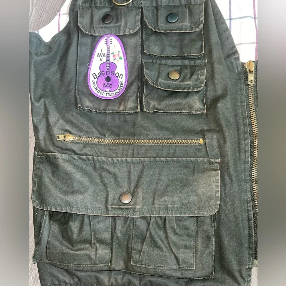 Vintage Men’s Outdoor Vest with “Volksporting” Patches‎ Size Large